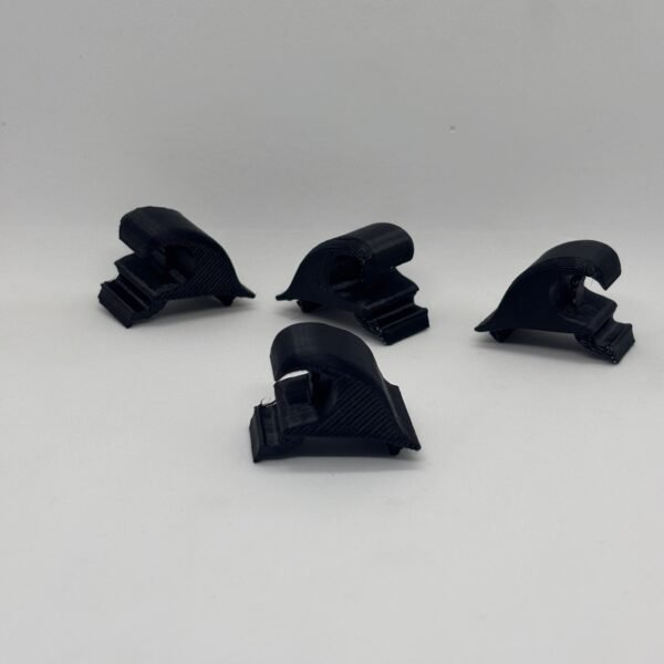 Renault Latitude / Megane 3 arka perde klipsi